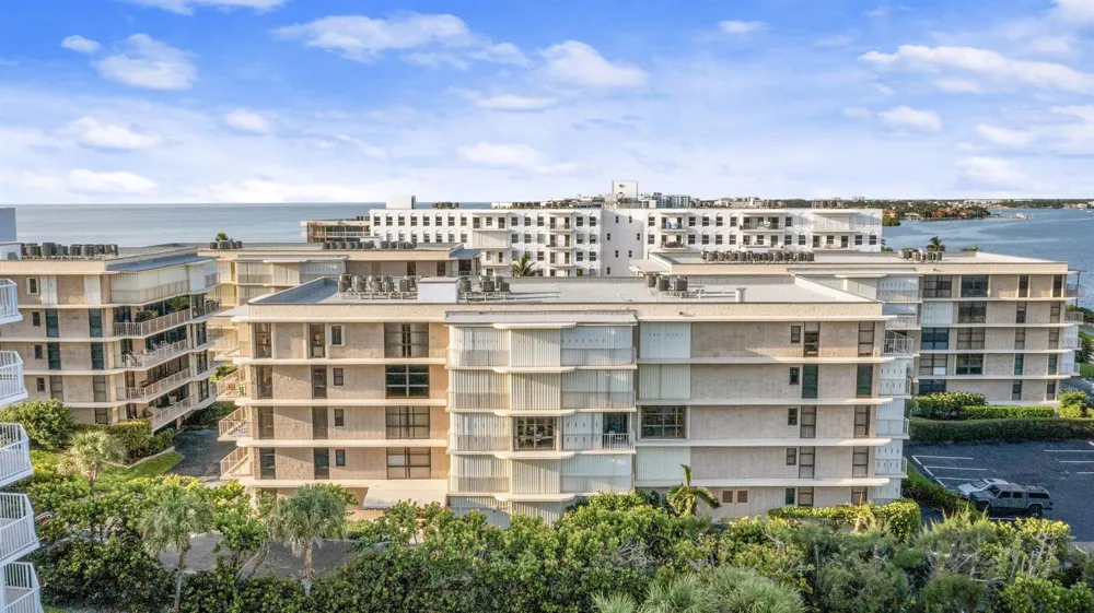 3200 S Ocean Boulevard #D203 Palm Beach, FL 33480