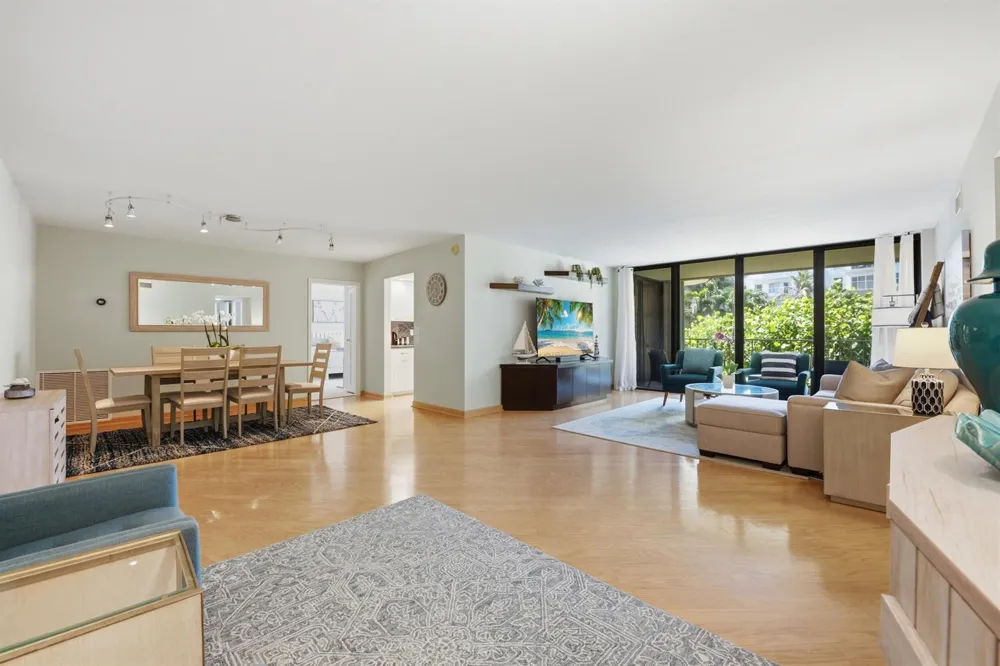 3200 S Ocean Boulevard #D203 Palm Beach, FL 33480