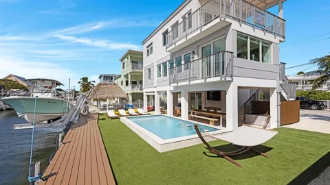 704 Grouper Lane