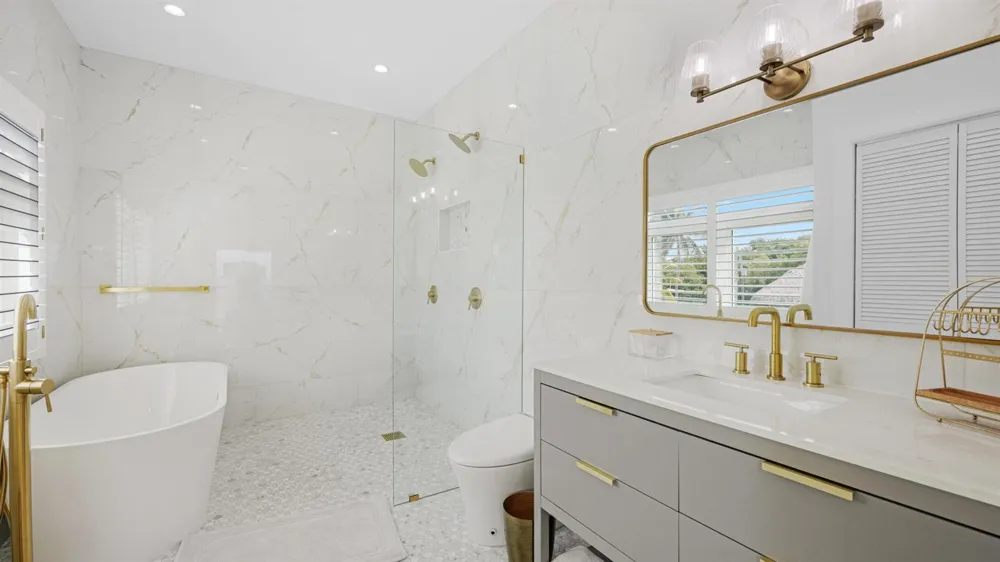 704 Grouper Lane Key Largo, FL 33037