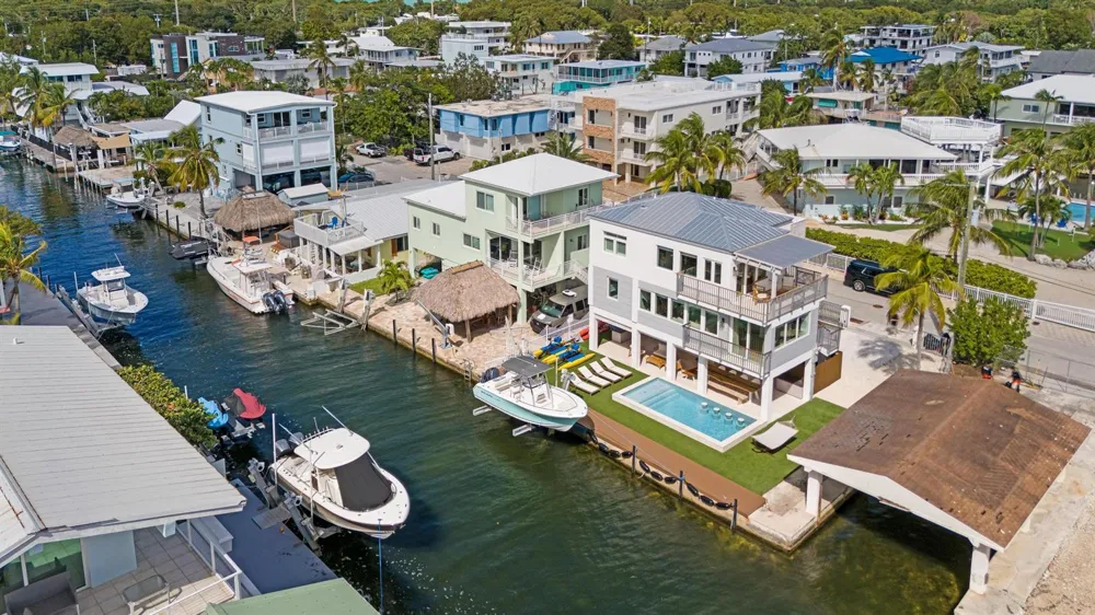 704 Grouper Lane Key Largo, FL 33037