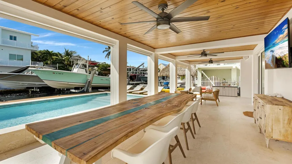 704 Grouper Lane Key Largo, FL 33037