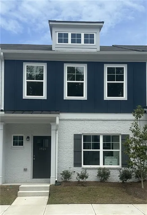 1921 Christine Way #105