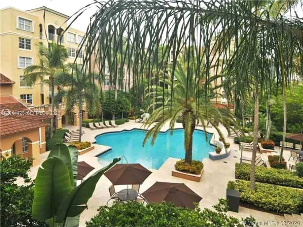 19501 E Country Club Dr #104 Aventura, FL 33180