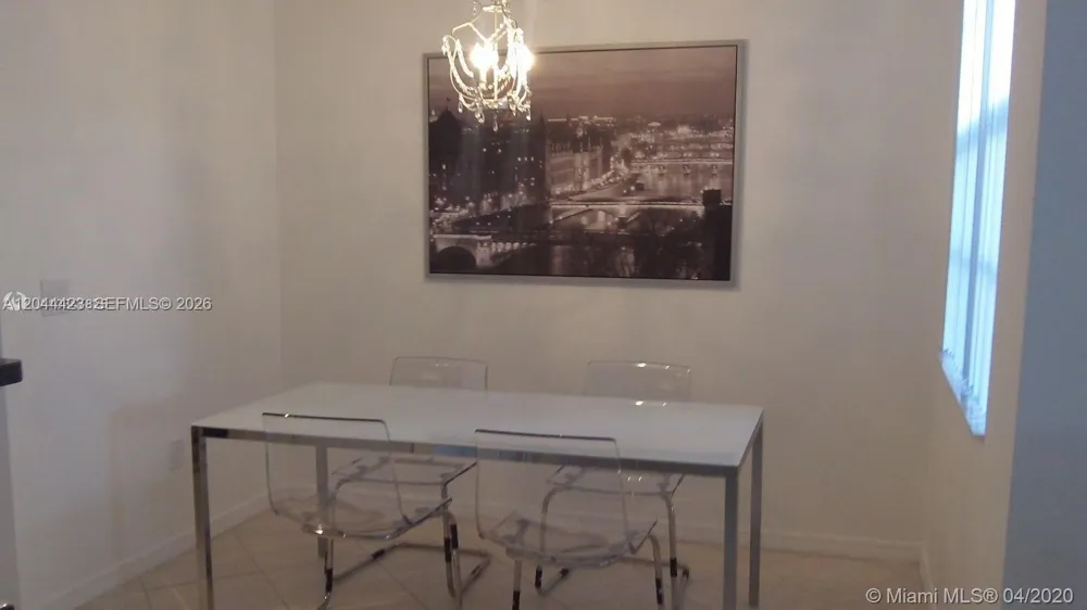 19501 E Country Club Dr #104 Aventura, FL 33180