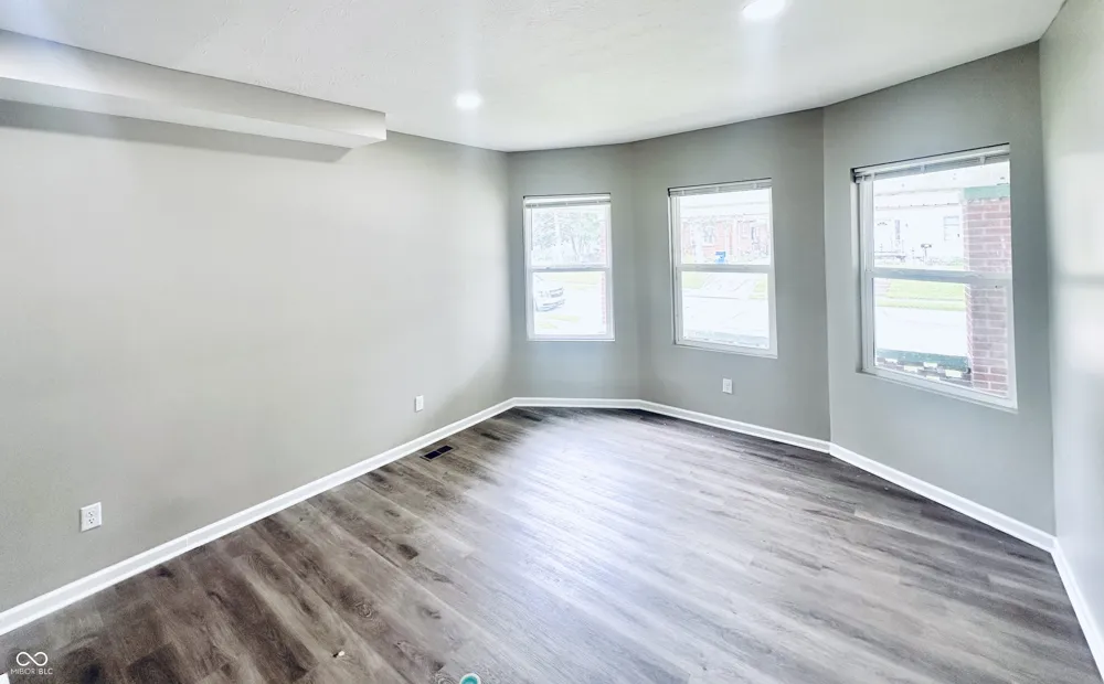 1708 S Mulberry Muncie, IN 47302