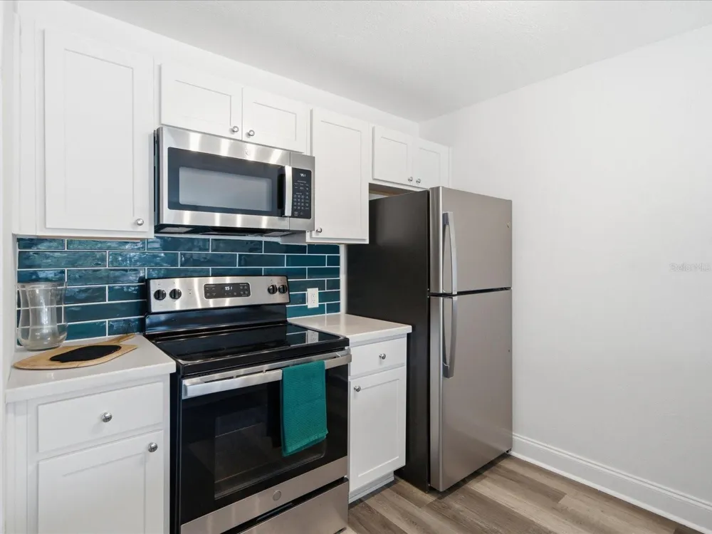 9009 TUDOR DRIVE #G206 Tampa, FL 33615