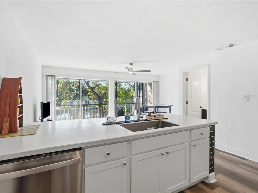 9009 TUDOR DRIVE #G206 Tampa, FL 33615