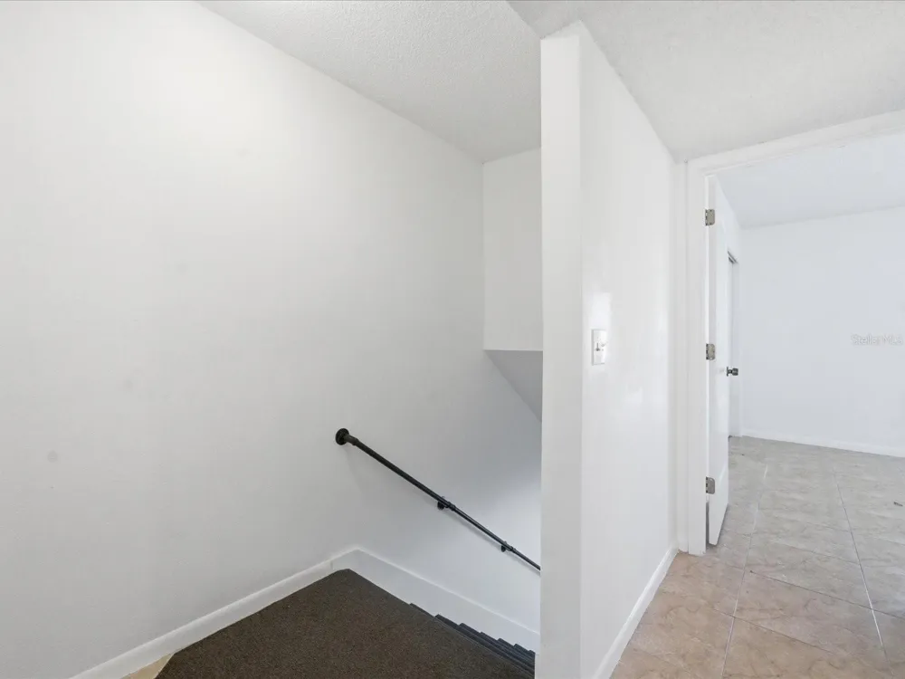 9009 TUDOR DRIVE #G206 Tampa, FL 33615