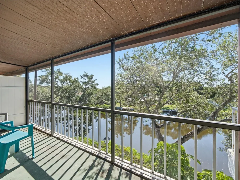 9009 TUDOR DRIVE #G206 Tampa, FL 33615