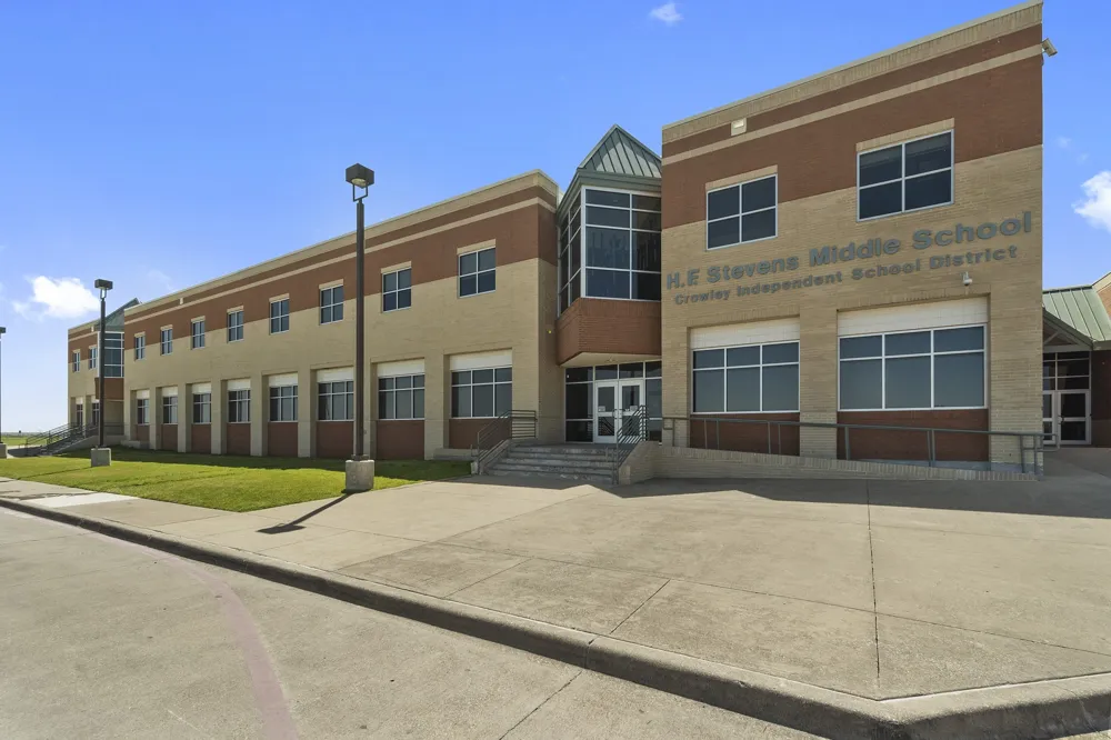1132 Tanger Lane Crowley, TX 76036
