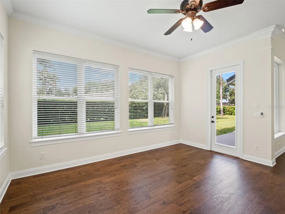 25622 HAWKS RUN LANE Sorrento, FL 32776