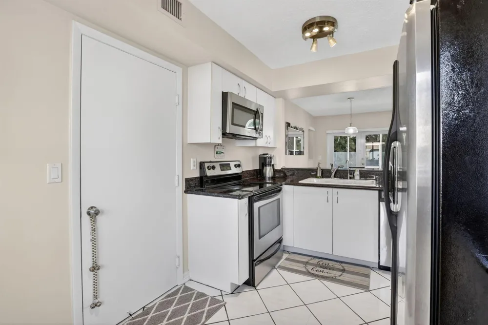 1306 SE 5th Court Dania Beach, FL 33004