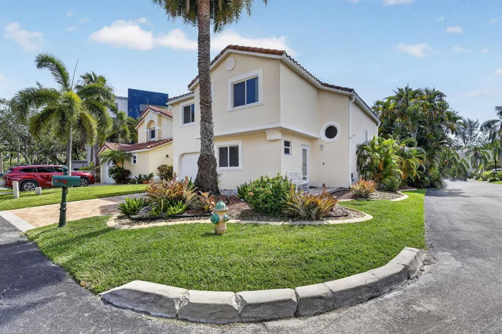 1306 SE 5th Court Dania Beach, FL 33004