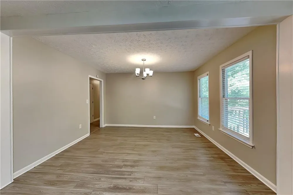 4125 Inola Trail NE Roswell, GA 30075