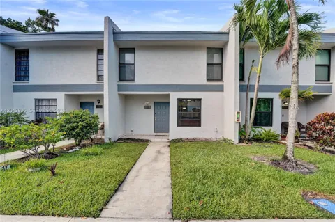 9220 NW 14th St #272