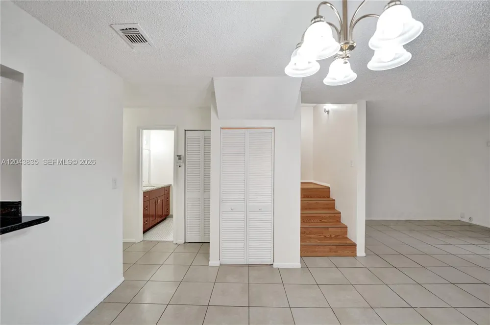 9220 NW 14th St #272 Pembroke Pines, FL 33024
