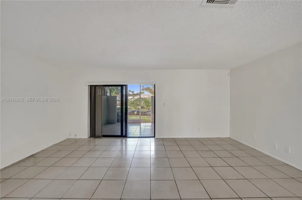 9220 NW 14th St #272 Pembroke Pines, FL 33024