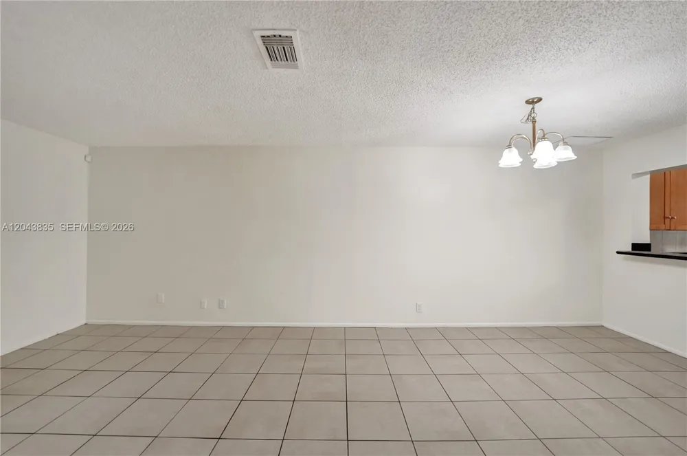 9220 NW 14th St #272 Pembroke Pines, FL 33024