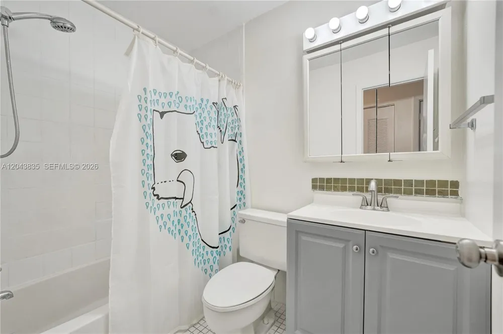 9220 NW 14th St #272 Pembroke Pines, FL 33024