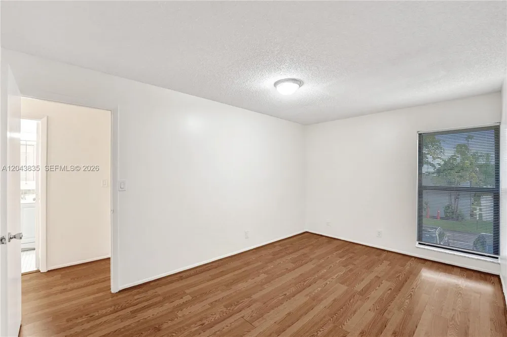 9220 NW 14th St #272 Pembroke Pines, FL 33024