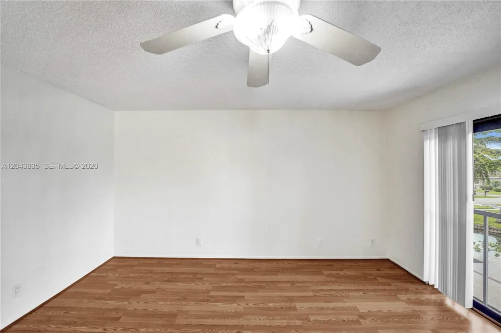 9220 NW 14th St #272 Pembroke Pines, FL 33024