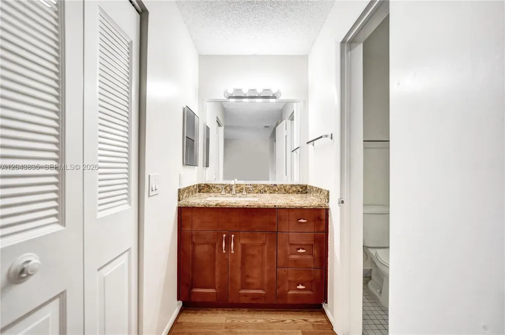 9220 NW 14th St #272 Pembroke Pines, FL 33024