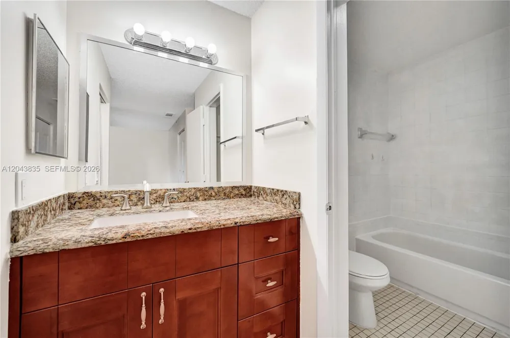 9220 NW 14th St #272 Pembroke Pines, FL 33024