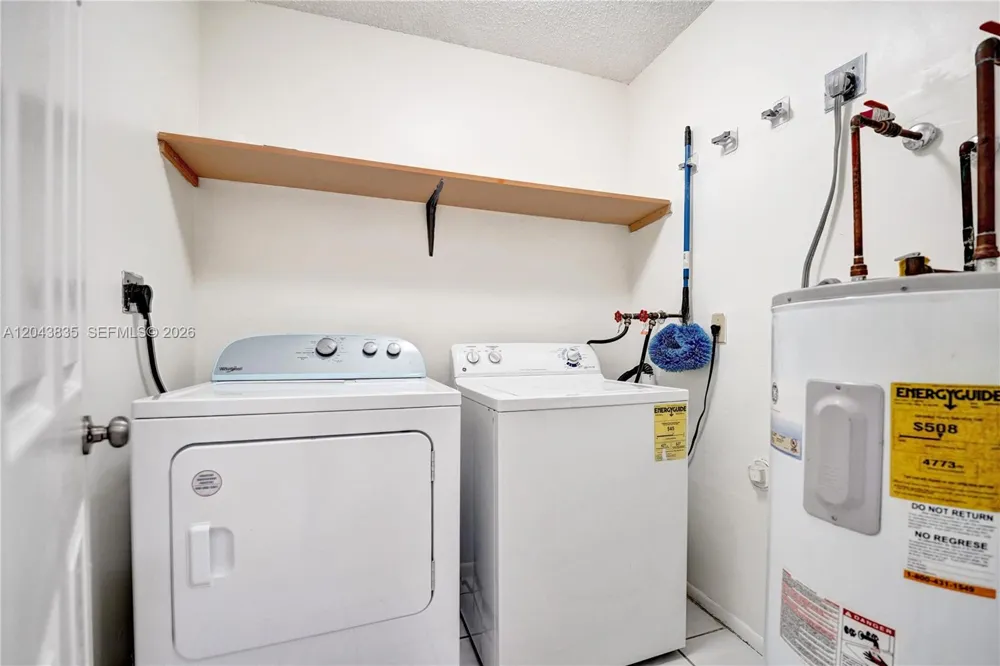 9220 NW 14th St #272 Pembroke Pines, FL 33024