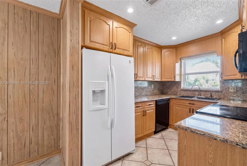 2915 NW 206th St Miami Gardens, FL 33056