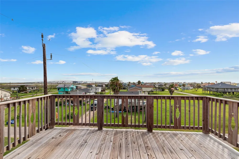 511 Caisson Street Surfside Beach, TX 77541