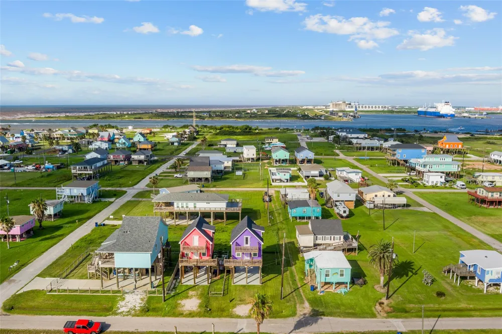 511 Caisson Street Surfside Beach, TX 77541