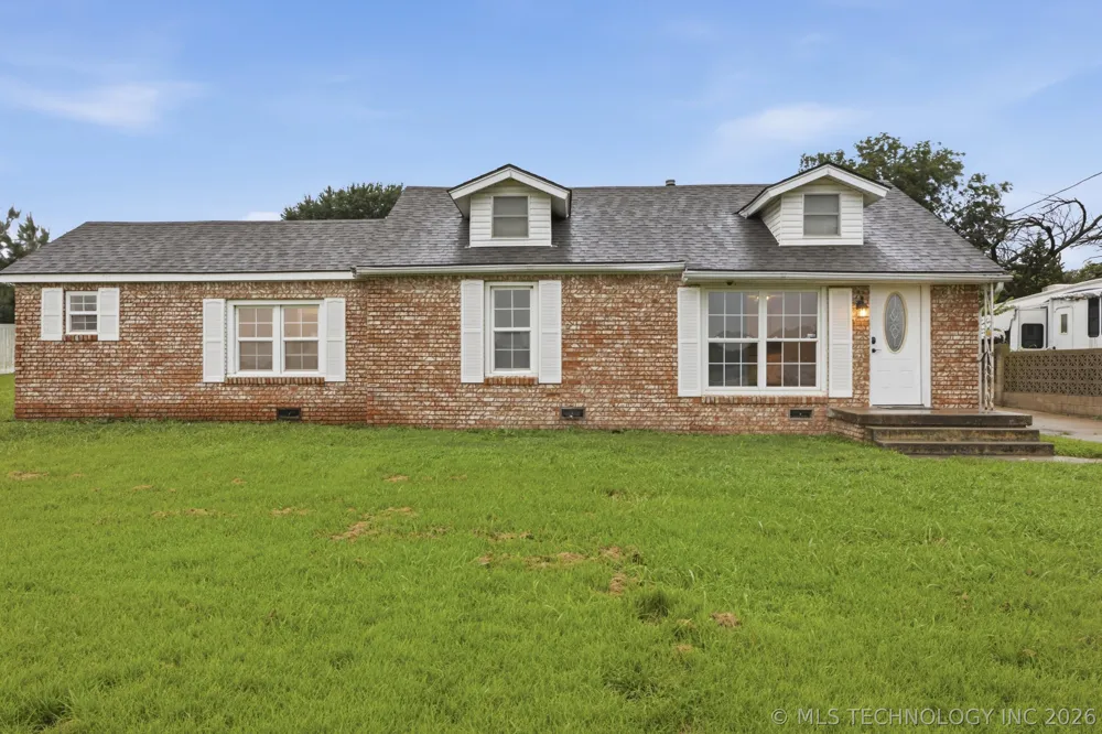10035 Bryant Road Henryetta, OK 74437