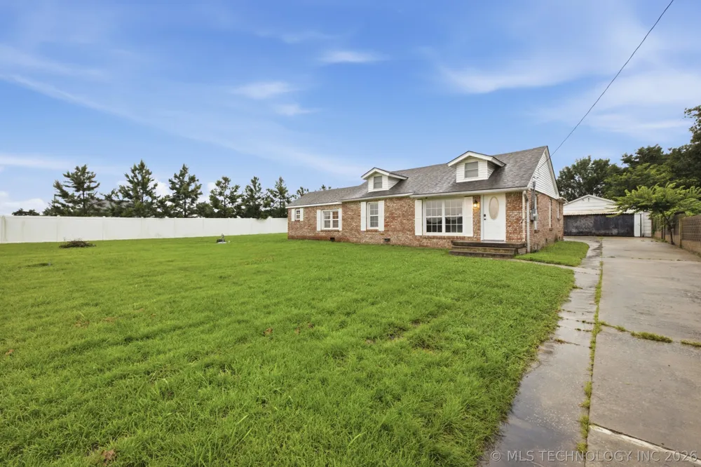 10035 Bryant Road Henryetta, OK 74437