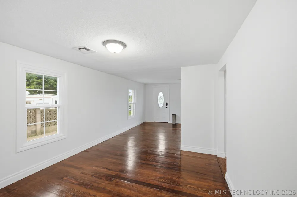 10035 Bryant Road Henryetta, OK 74437
