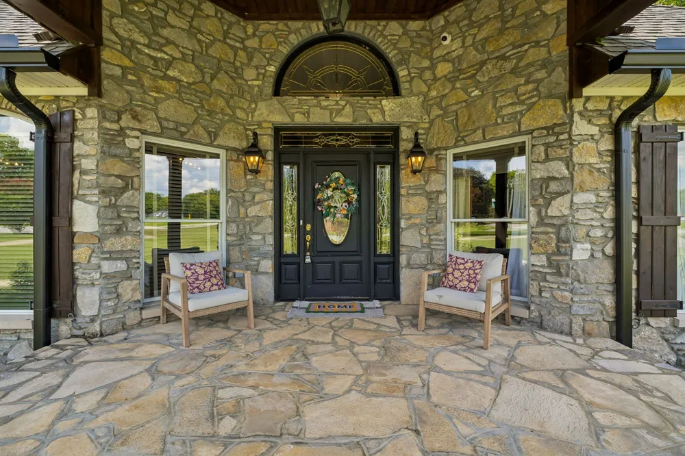 124 Poplar Dr Brush Creek, TN 38547