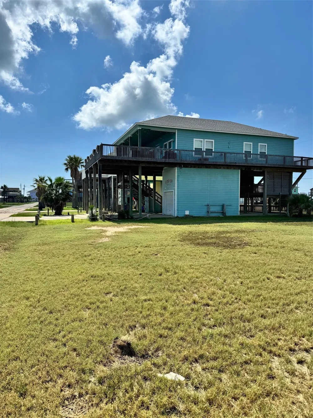 13235 Jolly Roger Drive Freeport, TX 77541