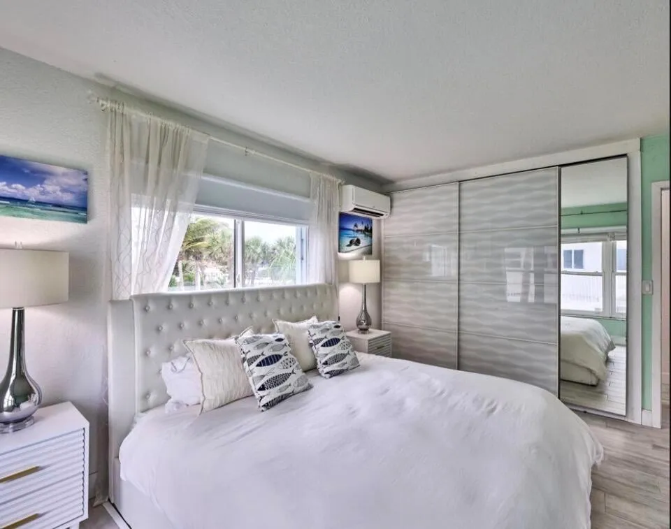1043 Hillsboro #21c Hillsboro Beach, FL 33062