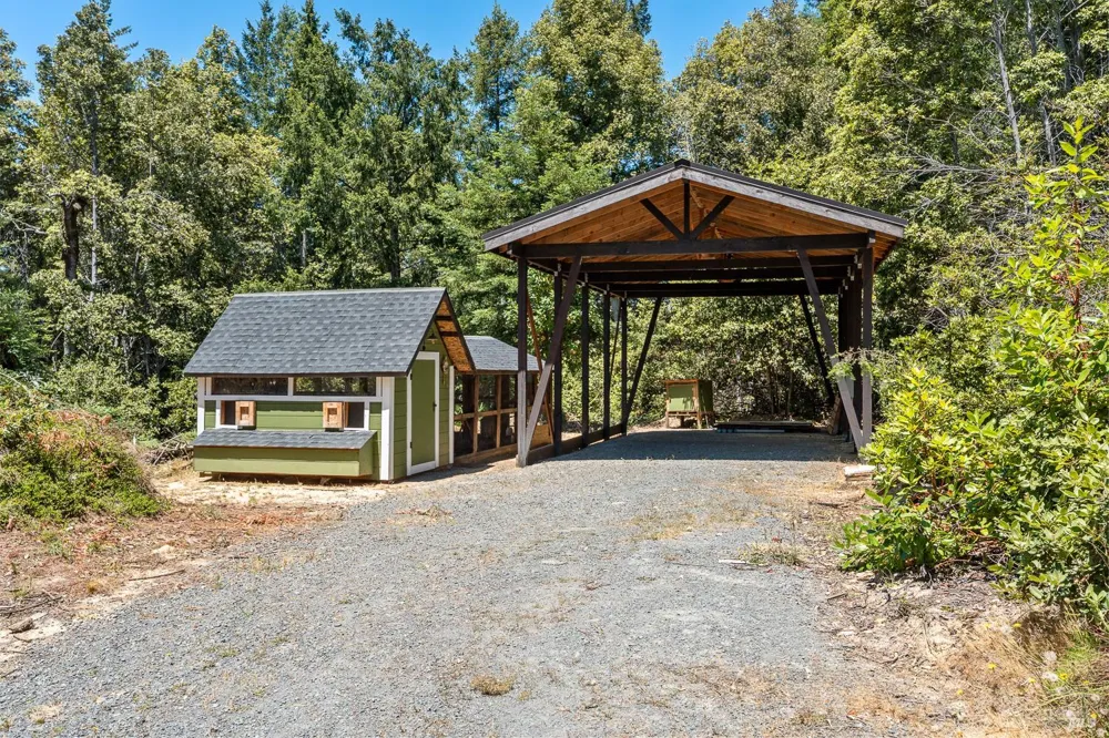 43345 Brushy Ridge Loop Annapolis, CA 95412
