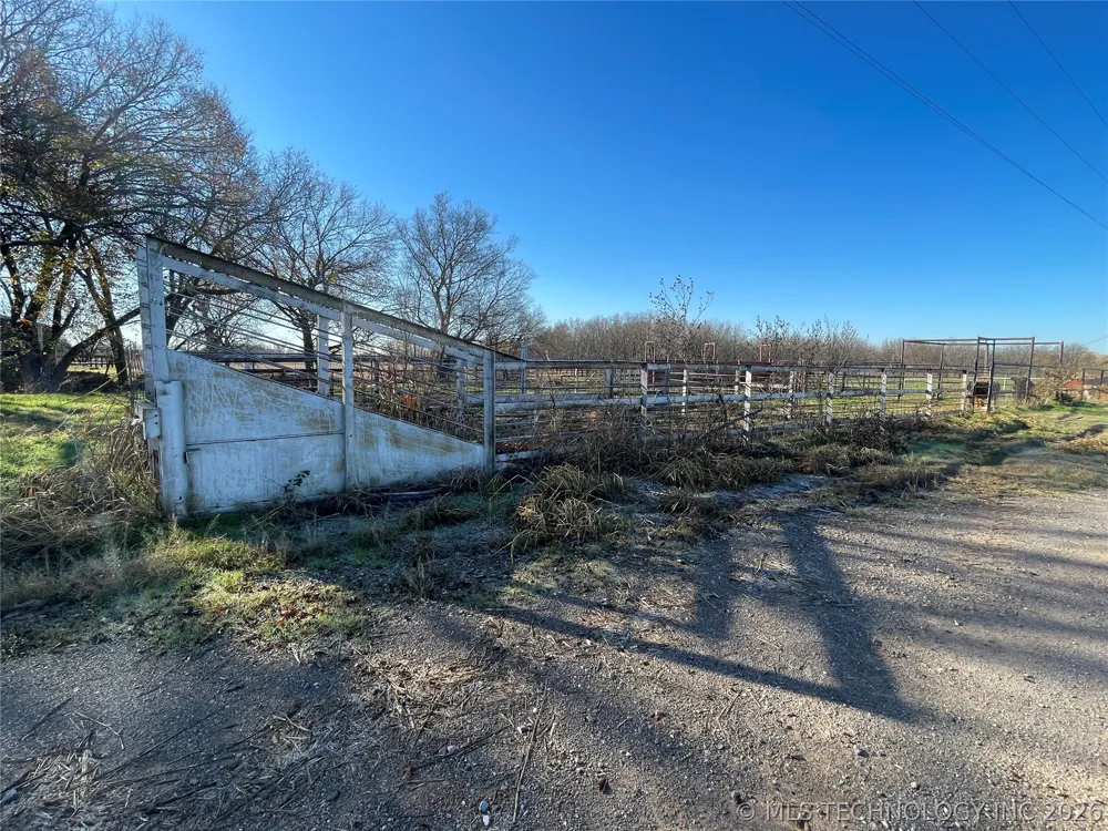 14716 Highway 77 Highway Paoli, OK 73074