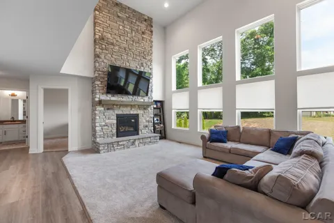 1708 Nicholas Lane