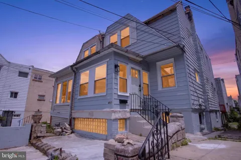 403 WALNUT AVENUE