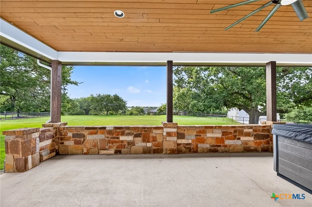 1424 Decanter Drive New Braunfels, TX 78132
