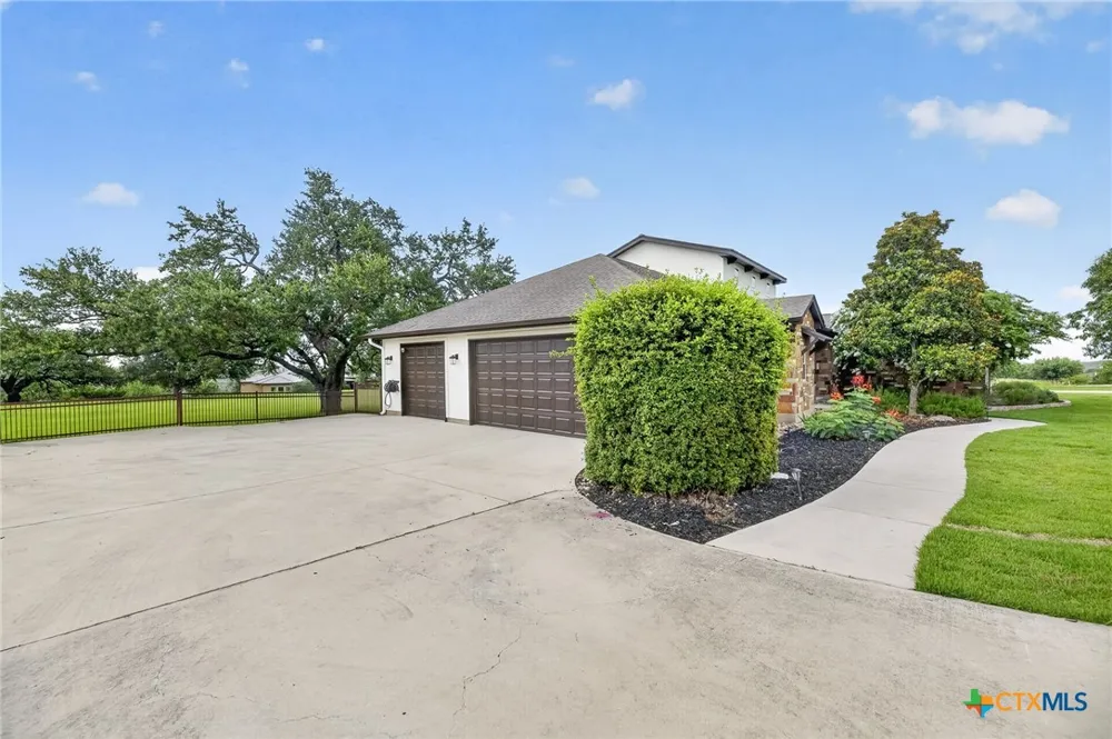 1424 Decanter Drive New Braunfels, TX 78132