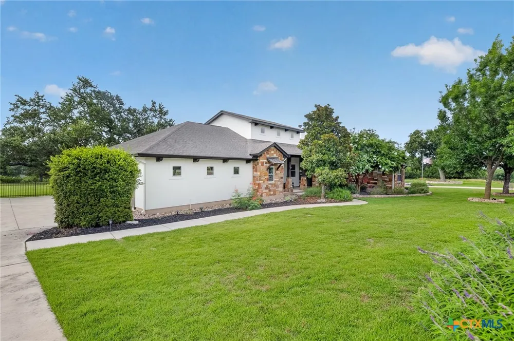 1424 Decanter Drive New Braunfels, TX 78132