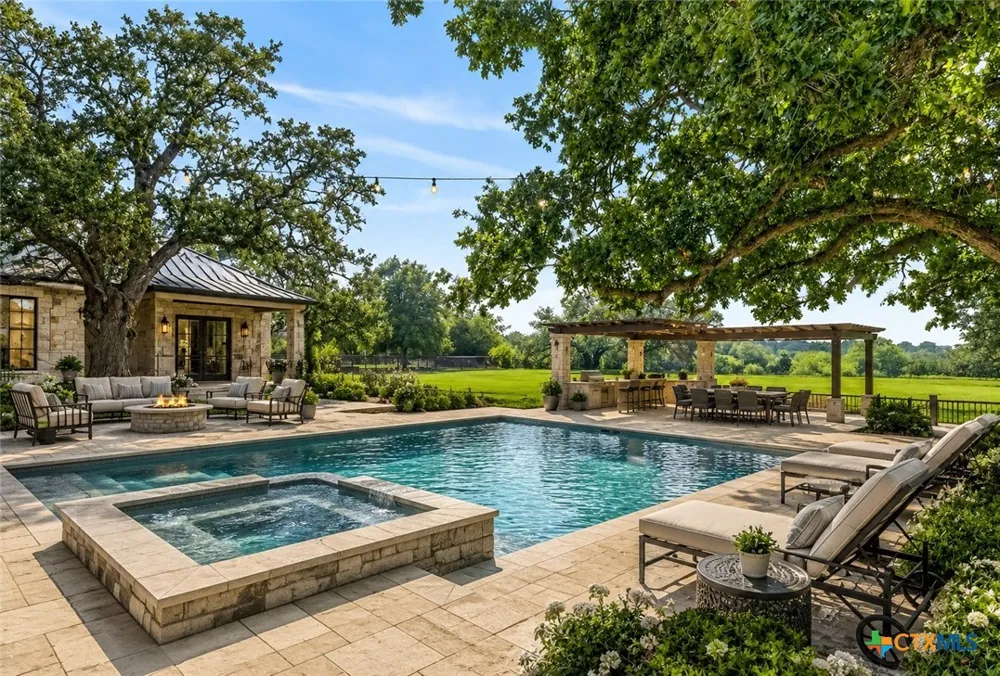 1424 Decanter Drive New Braunfels, TX 78132
