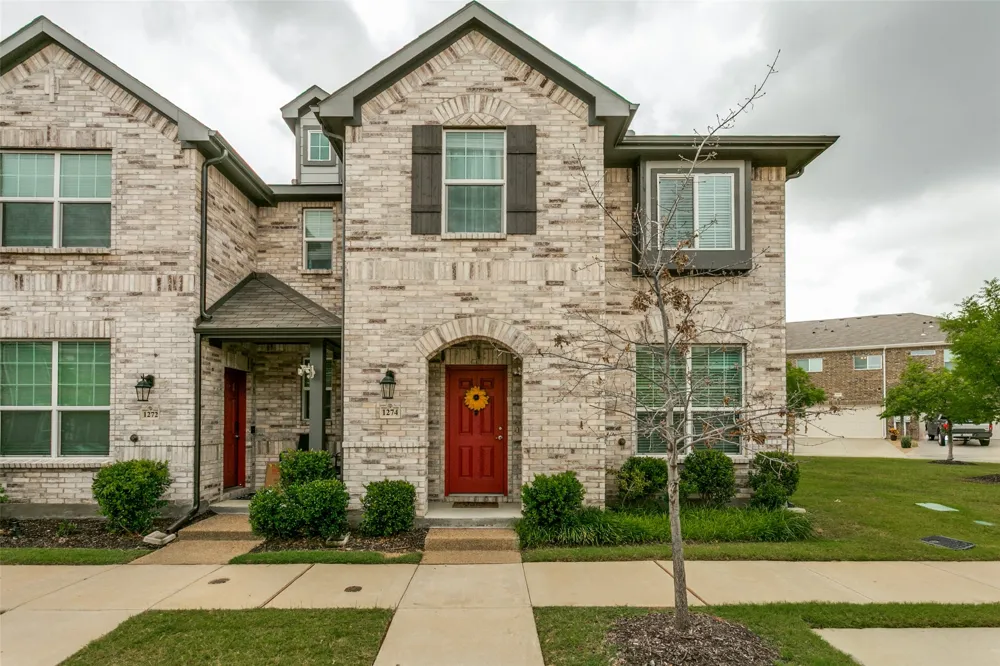 1274 Jones Trail Lewisville, TX 75077