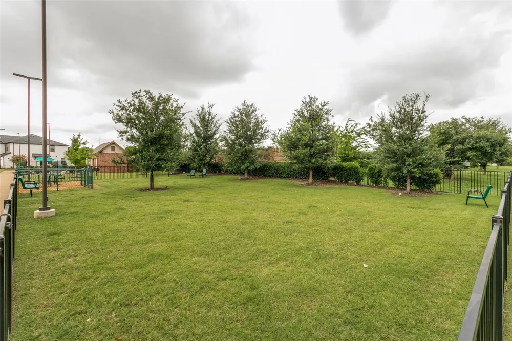 1274 Jones Trail Lewisville, TX 75077
