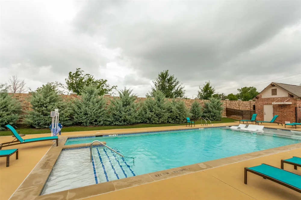 1274 Jones Trail Lewisville, TX 75077
