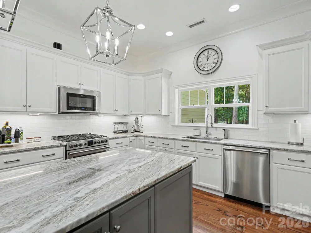 9560 Regent Drive Davidson, NC 28036